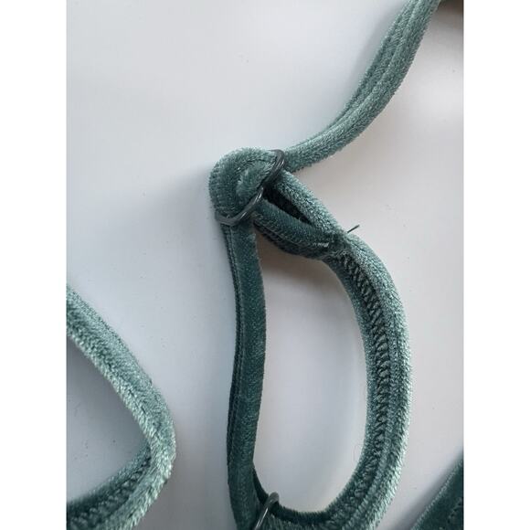 Victoria's Secret Bralette Velvet Racerback Adjustable Green Size Medium Sheer - Picture 4 of 4